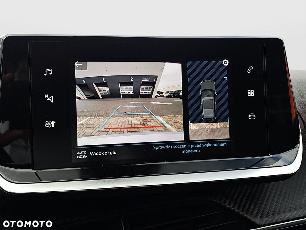 Peugeot 2008 50kWh Allure - 22