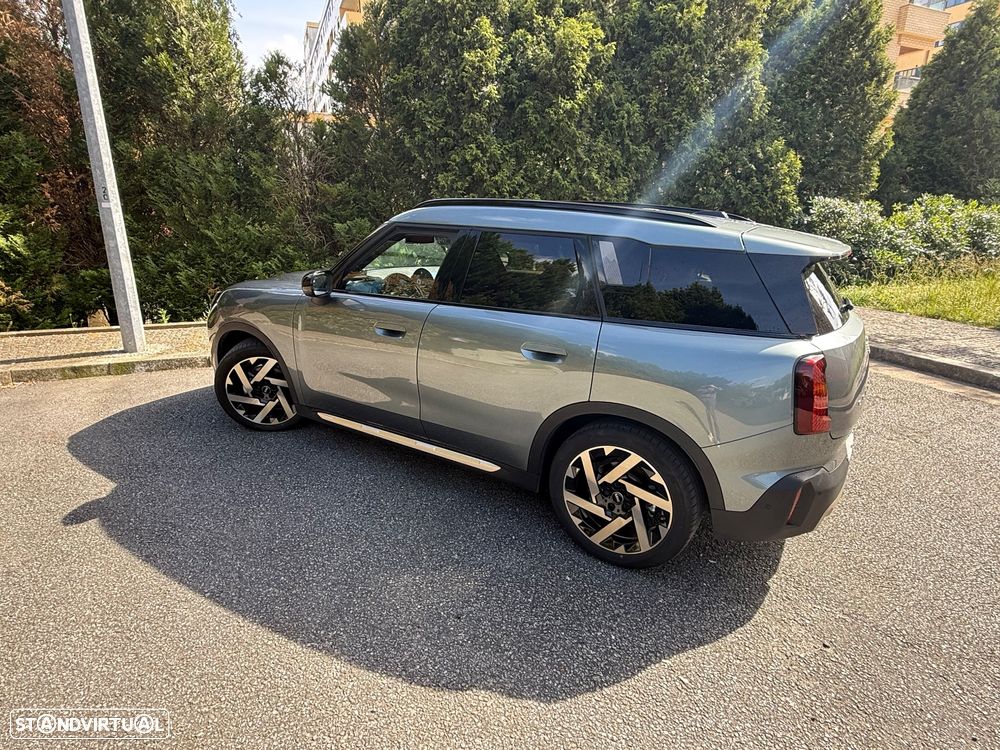 MINI Countryman E Favoured XL - 1