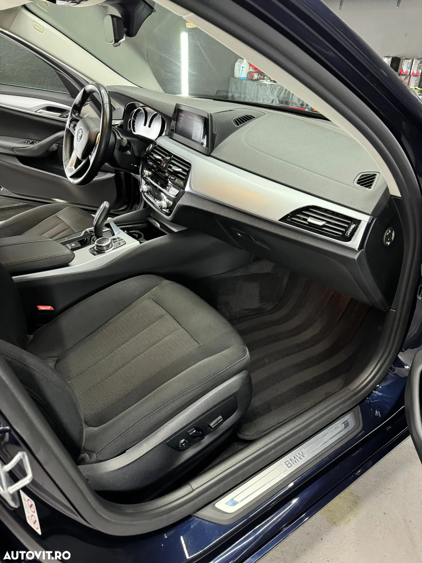 BMW Seria 5 520d xDrive Aut. - 4