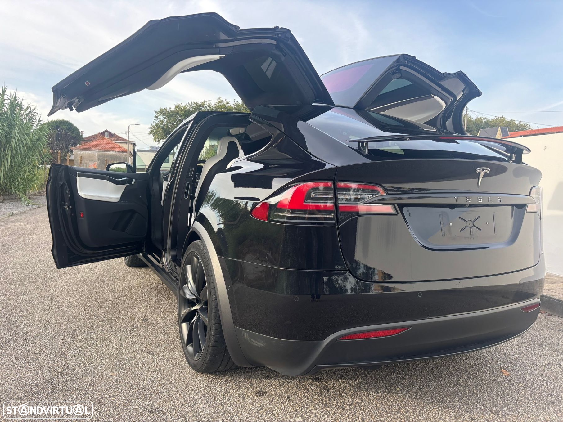 Tesla Model X 100 kWh Long Range Plus AWD - 8