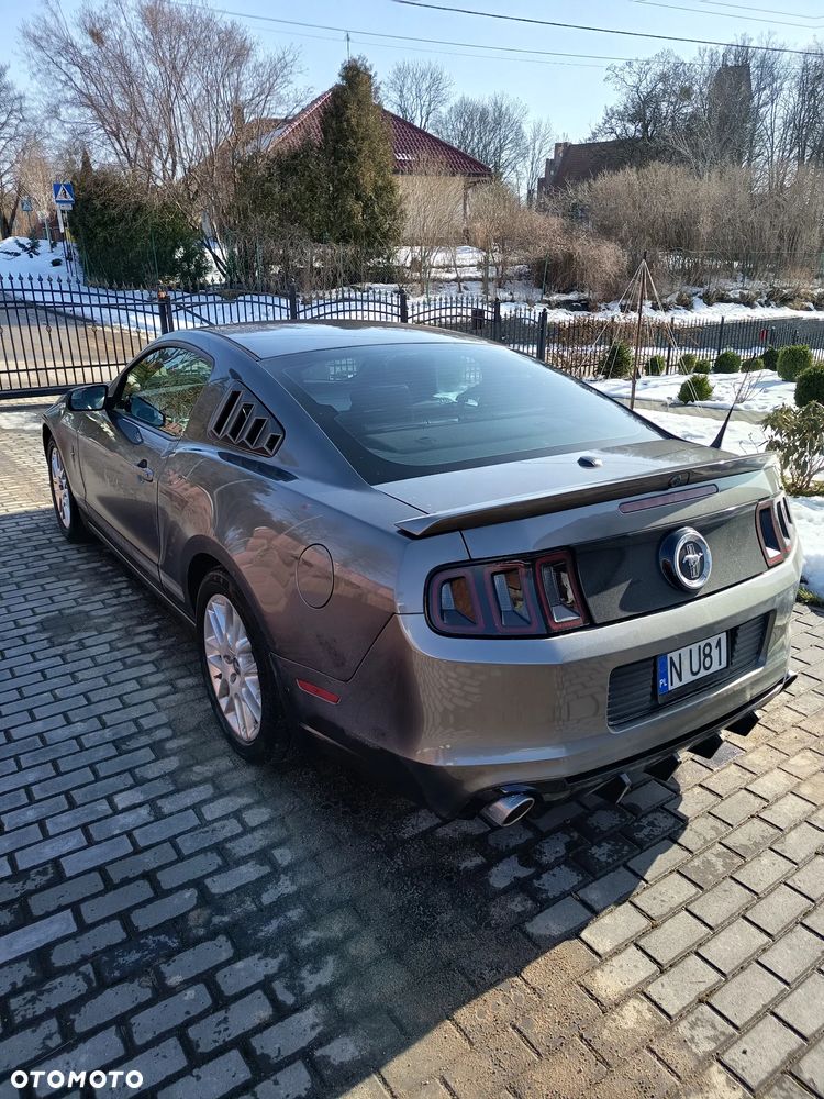Ford Mustang - 7