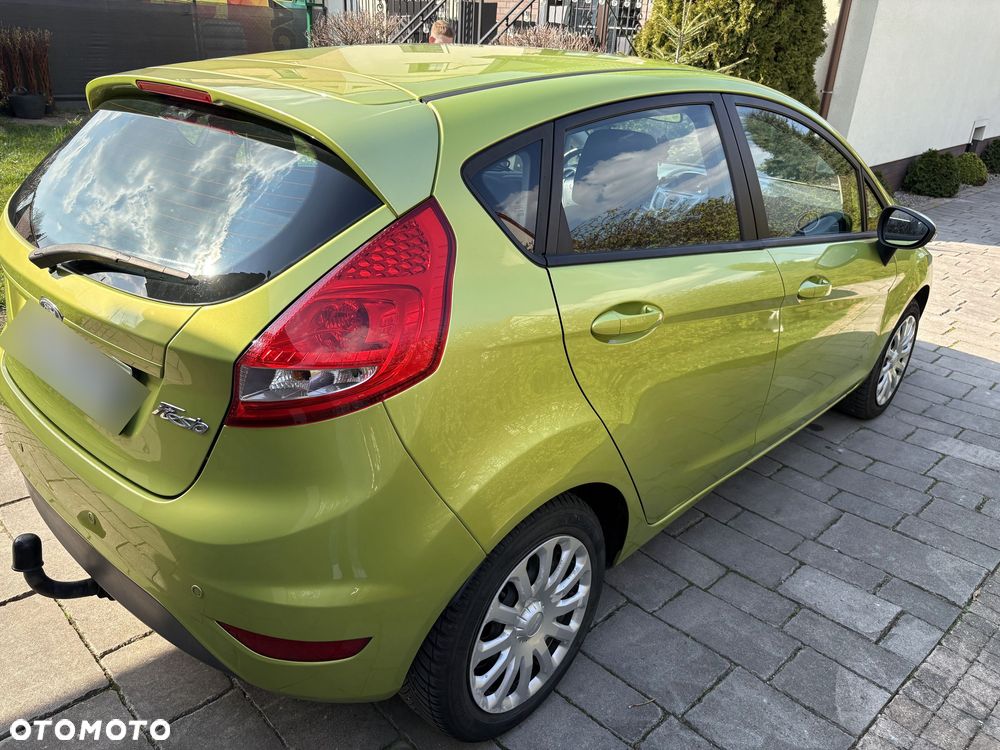 Ford Fiesta 1.25 Ambiente EU5 - 14