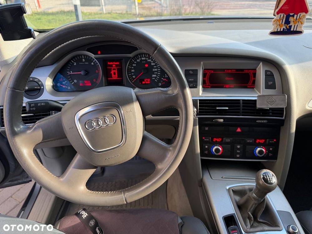 Audi A6 Avant 2.7 TDI - 10