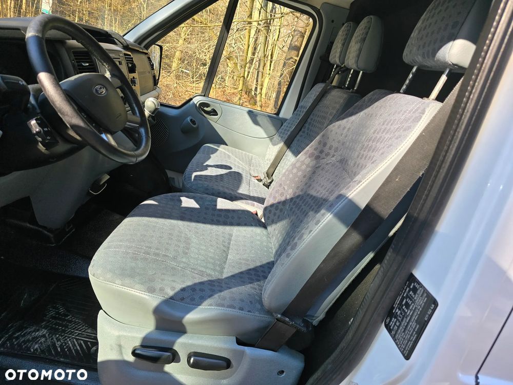 Ford Transit - 10