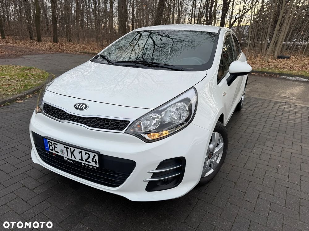 Kia Rio 1.2 Attract - 4