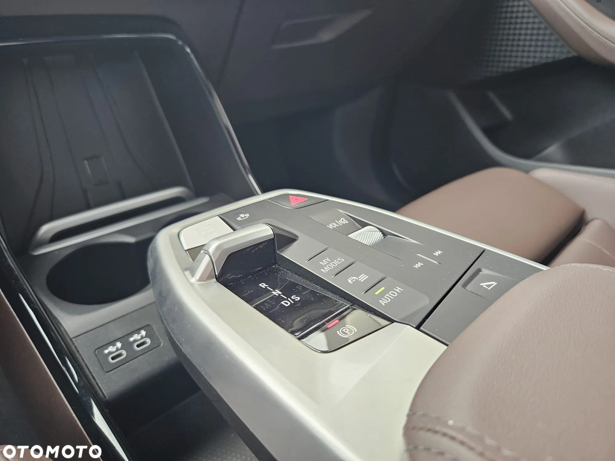 BMW Seria 2 220i Active Tourer - 18