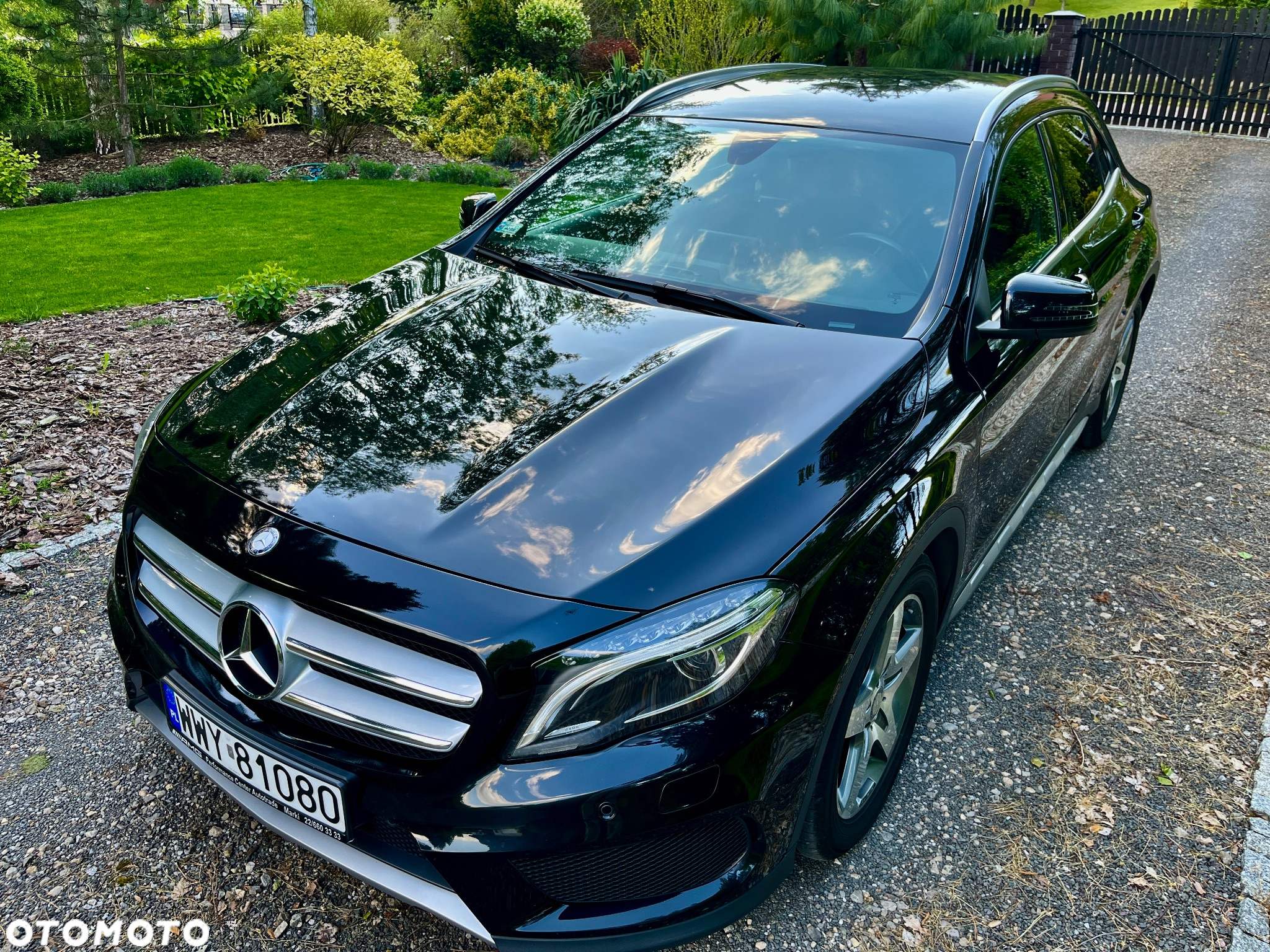 Mercedes-Benz GLA - 4