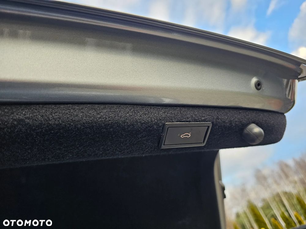 Skoda Superb 2.0 TDI SCR Style DSG - 21