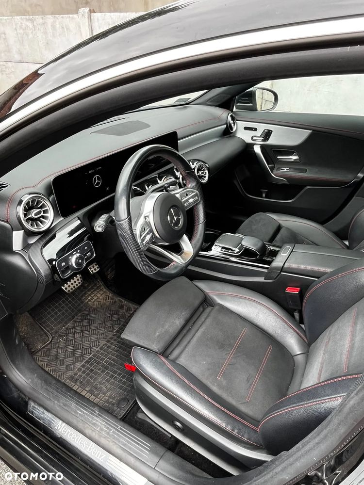 Mercedes-Benz CLA 220 AMG Line 7G-DCT - 8