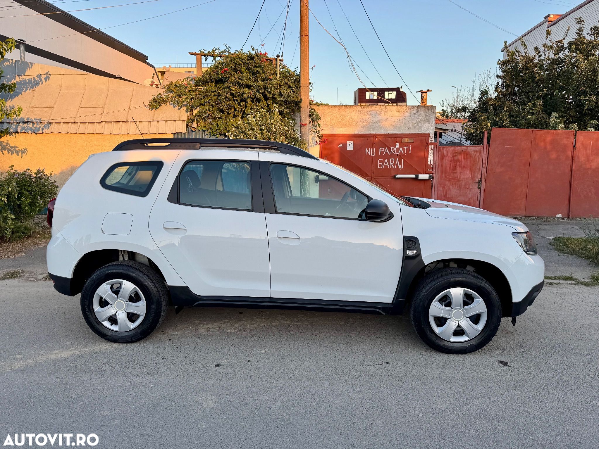 Dacia Duster ECO-G 100 Comfort - 1