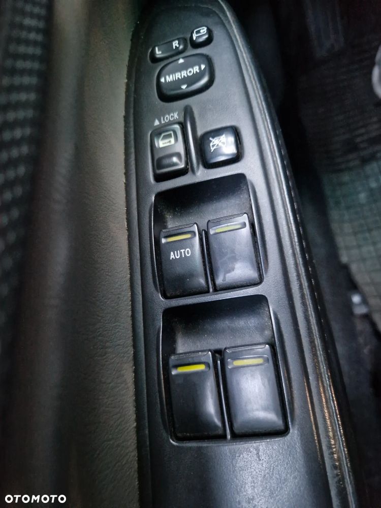 Subaru Forester 2.0X Trend - 27