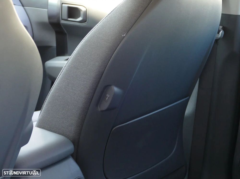 Kia EV3 58.3 kWh Drive - 36