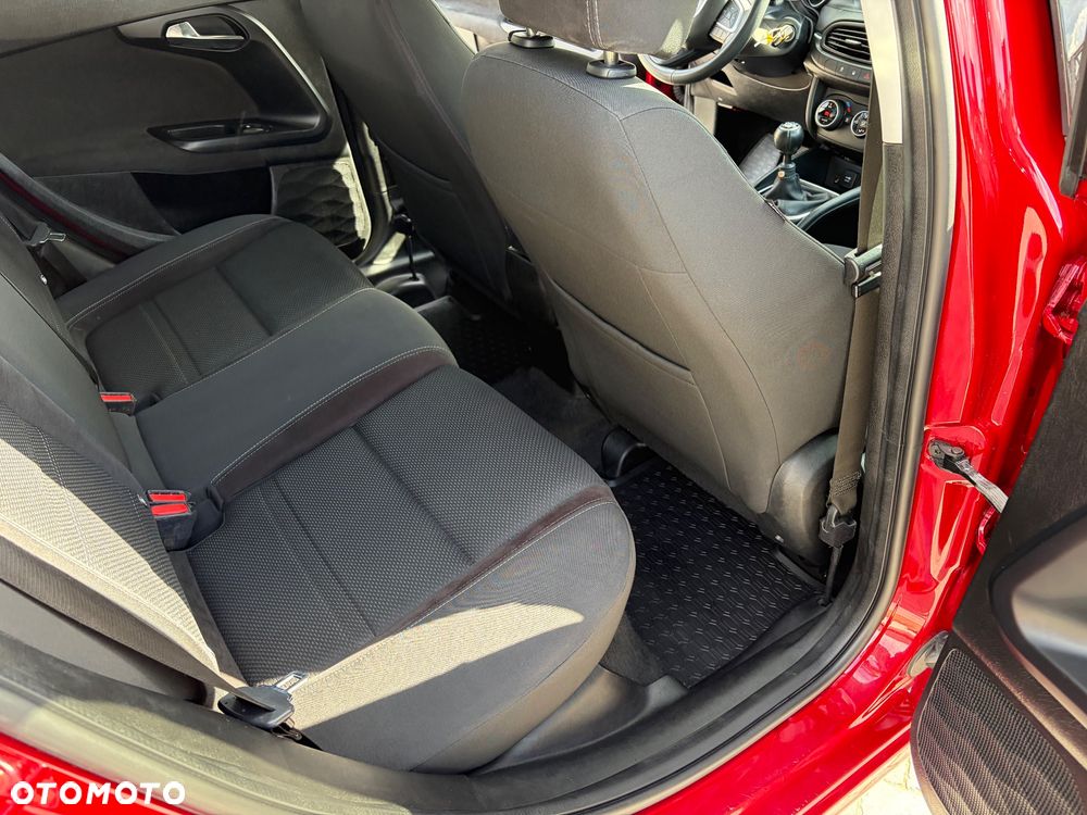 Fiat Tipo 1.4 T-Jet Lounge - 29