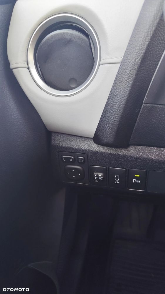 Toyota Auris - 14
