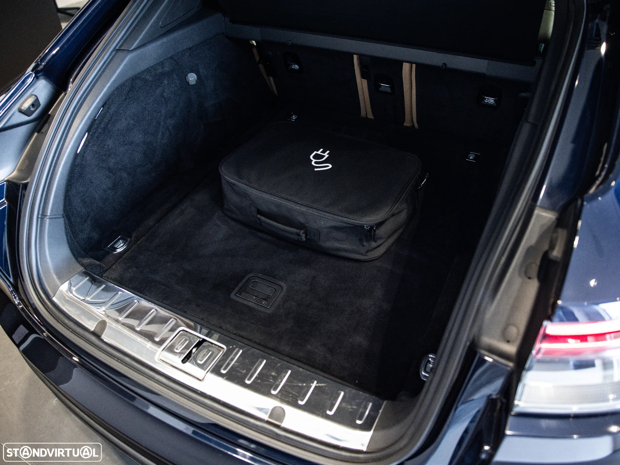 Porsche Panamera Sport Turismo 4 E-Hybrid Platinum Edition - 10