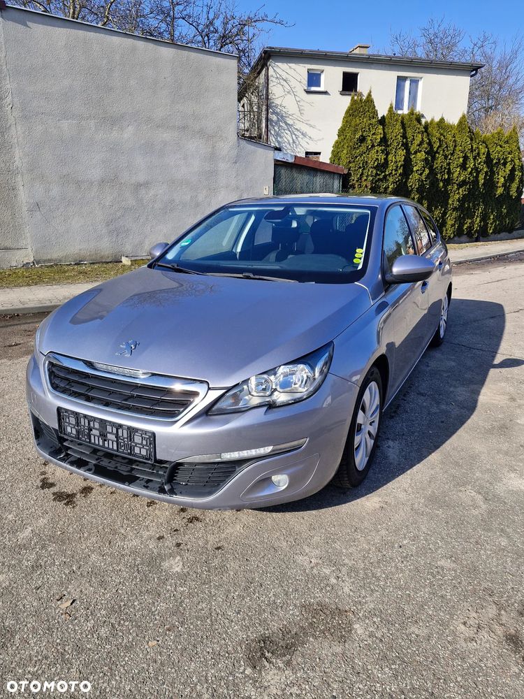Peugeot 308 - 1