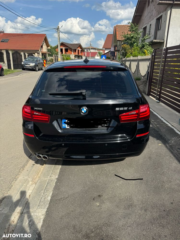 BMW Seria 5 525d xDrive Sport-Aut. Luxury Line - 3