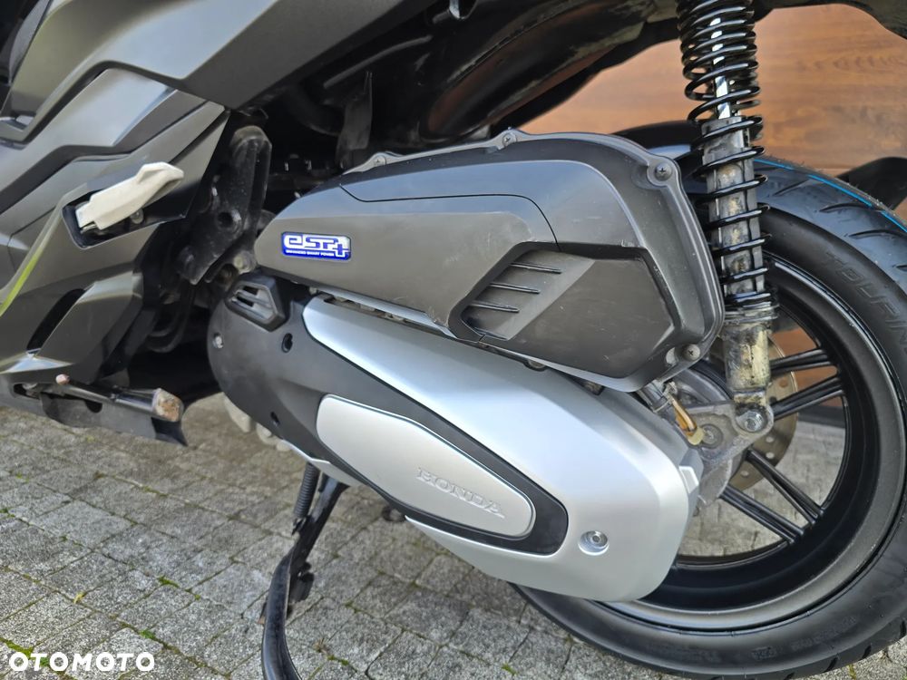 Honda NSS - 29