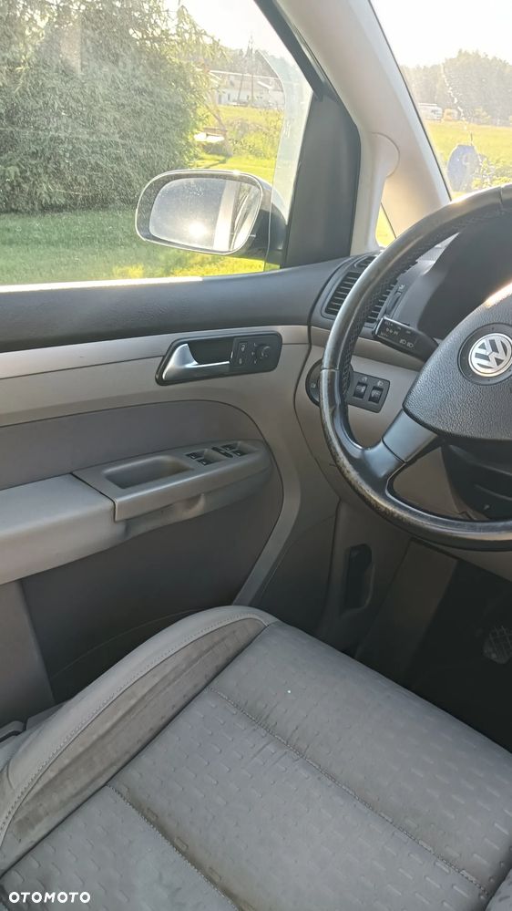 Volkswagen Touran 1.9 TDI Trendline - 10