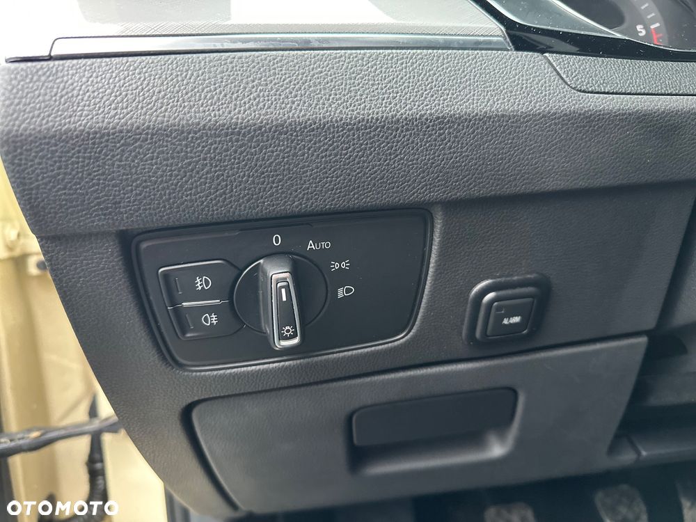 Volkswagen Passat 2.0 TDI SCR - 12