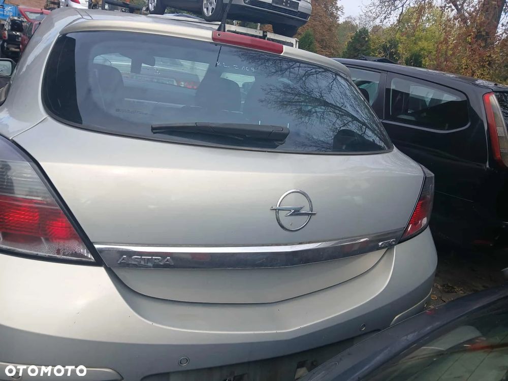 Opel Astra H III 3D klapa bagażnika , zderzak tylny kod lakieru Z167 - 1