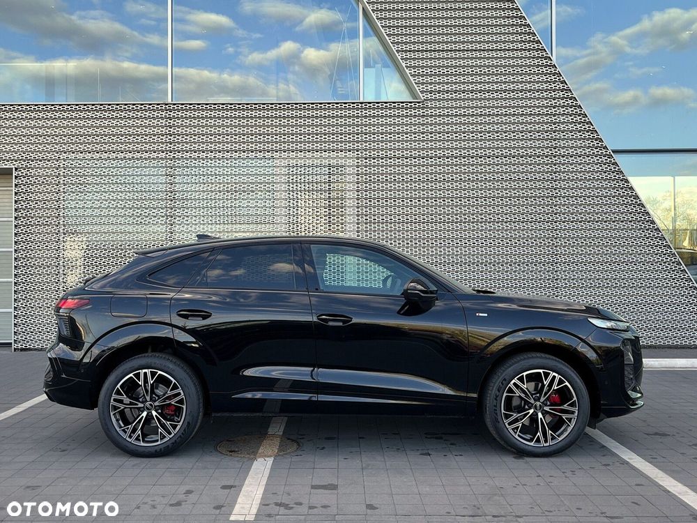 Audi Q3 Sportback - 2