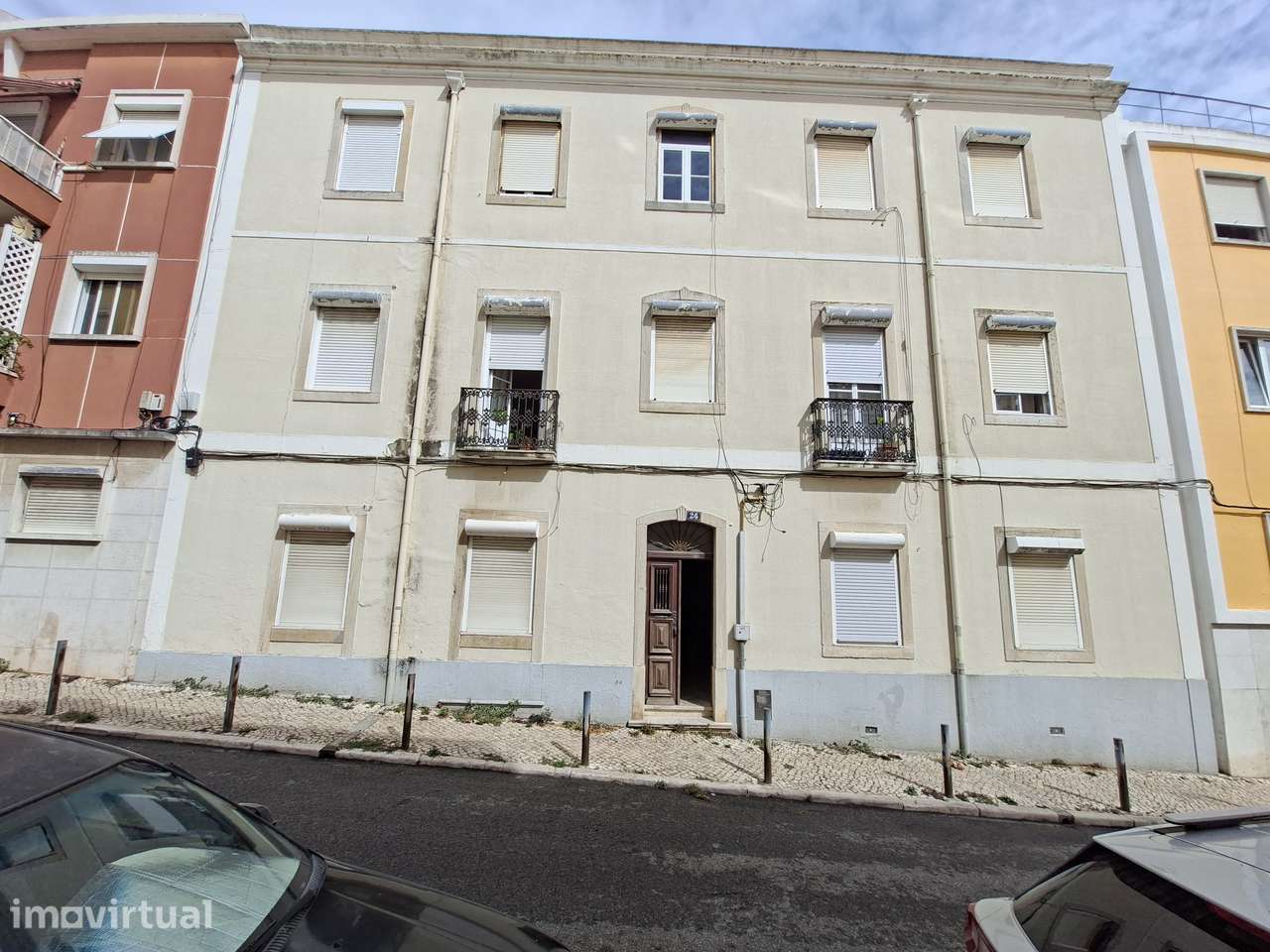 PRÉDIO PARA VENDA NA CALÇADA DA MEMÓRIA, AJUDA – LISBOA - Grande imagem: 2/41