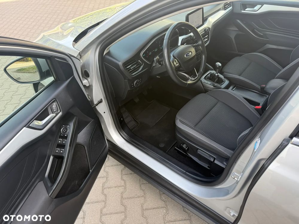 Ford Focus 2.0 TDCi Titanium ASS - 20