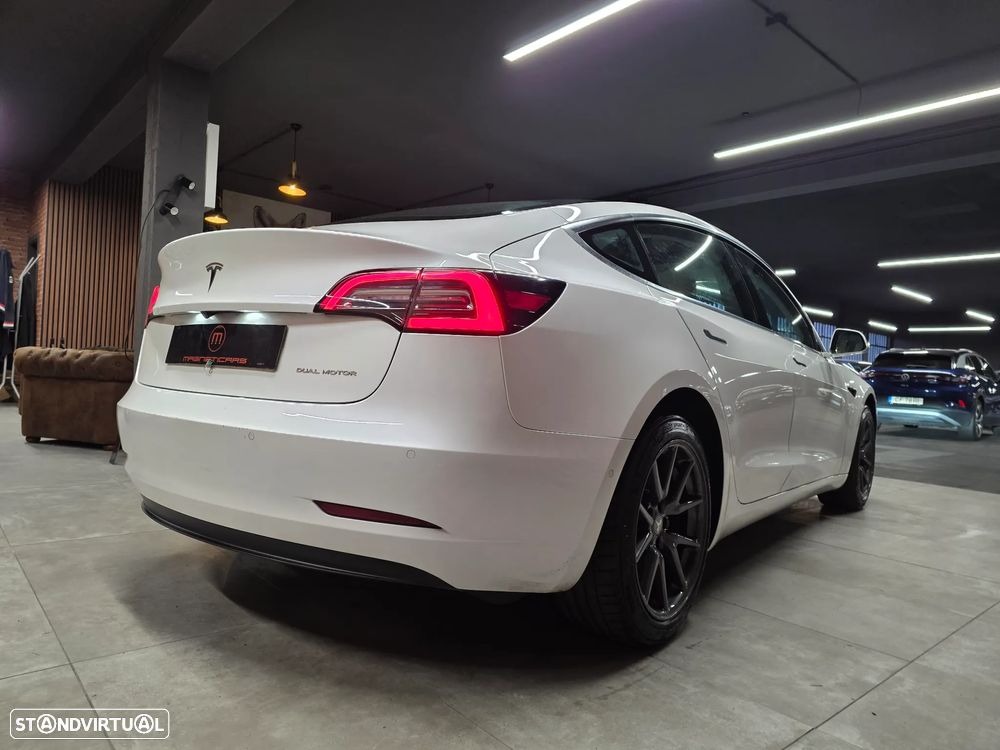 Tesla Model 3 Long Range AWD Dual Motor - 30