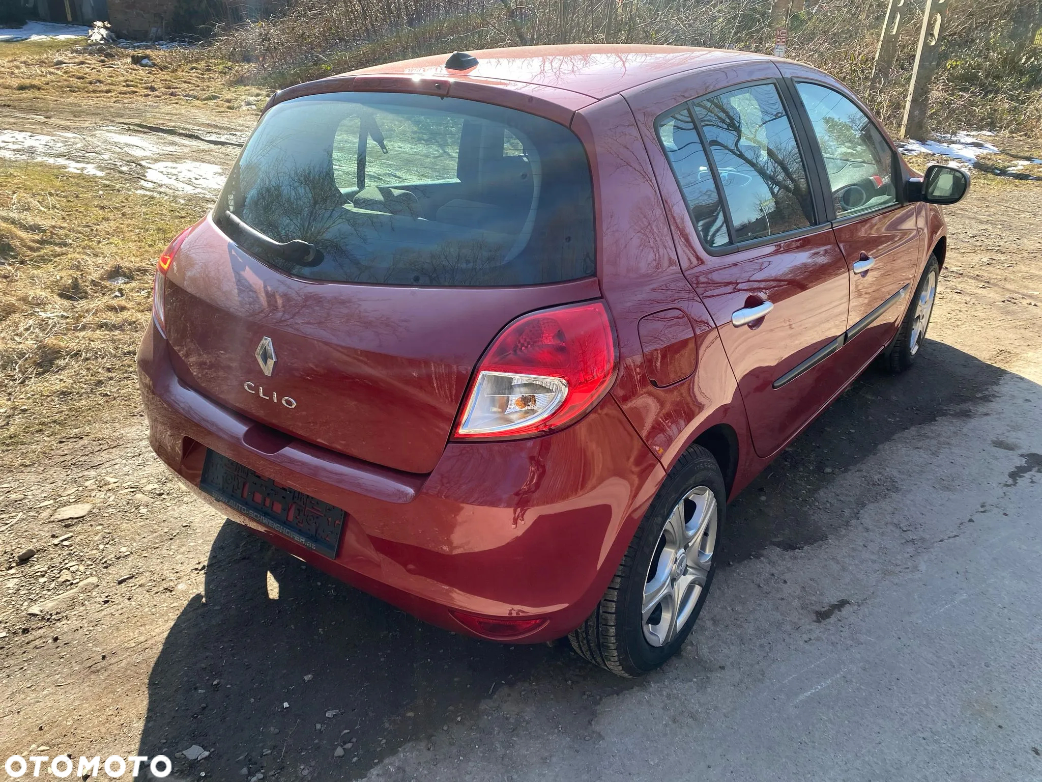 Renault Clio - 2