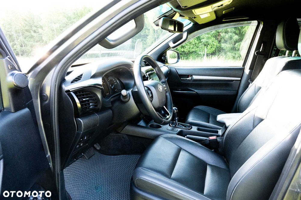Toyota Hilux - 6