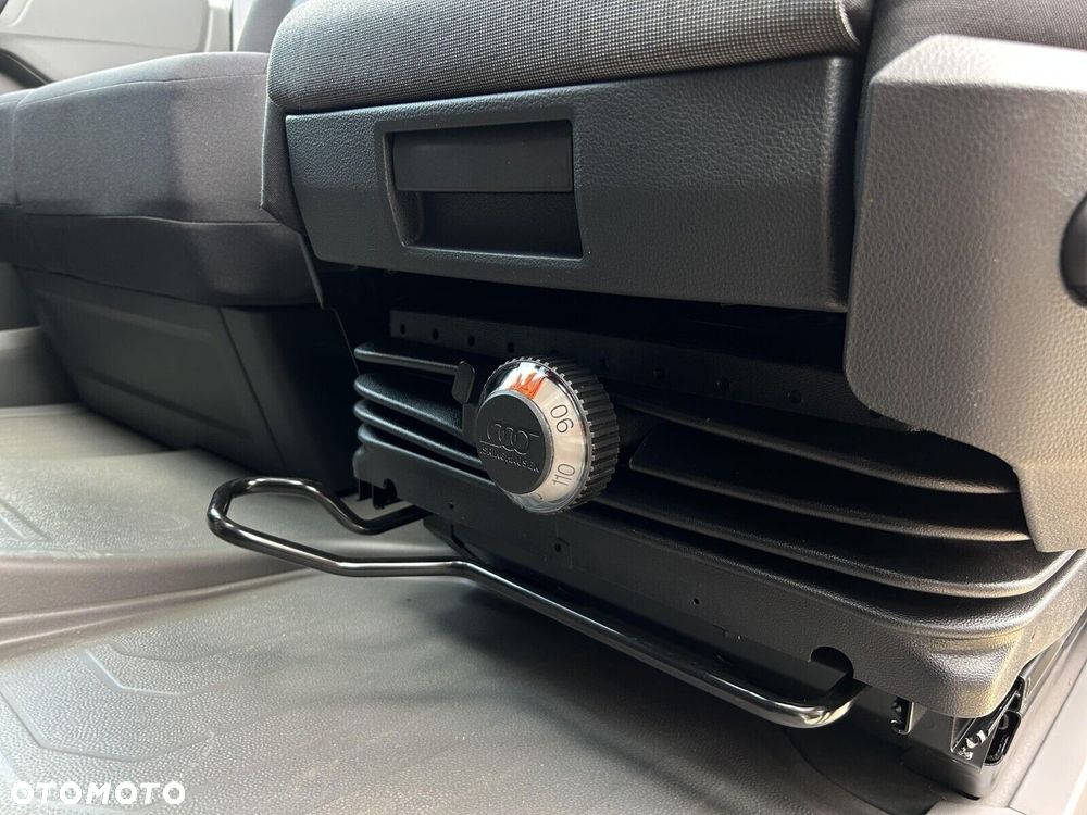 Volkswagen Crafter 35 AUTOMAT/Fugron L4H3, 2.0TDI 140KM, 4490mm, Wysoki dach, r.o. 4490 - 19