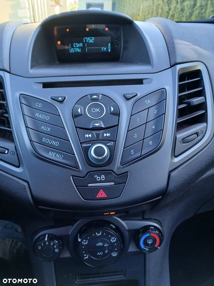 Ford Fiesta 1.25 Silver X (Ambiente) - 16