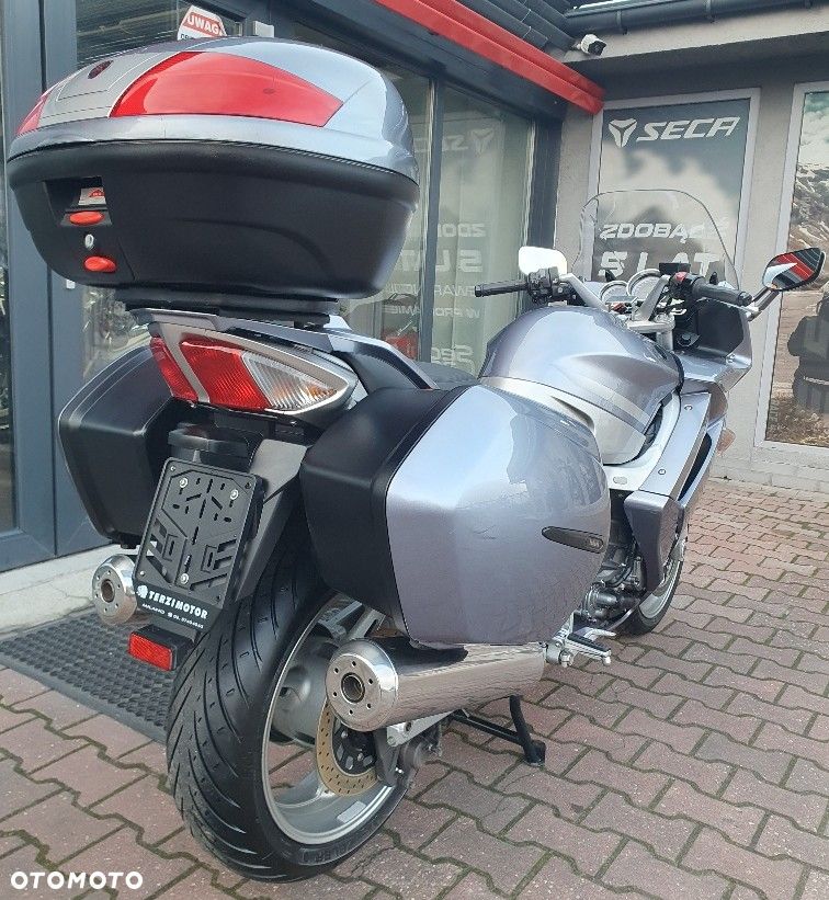 Yamaha FJR - 20
