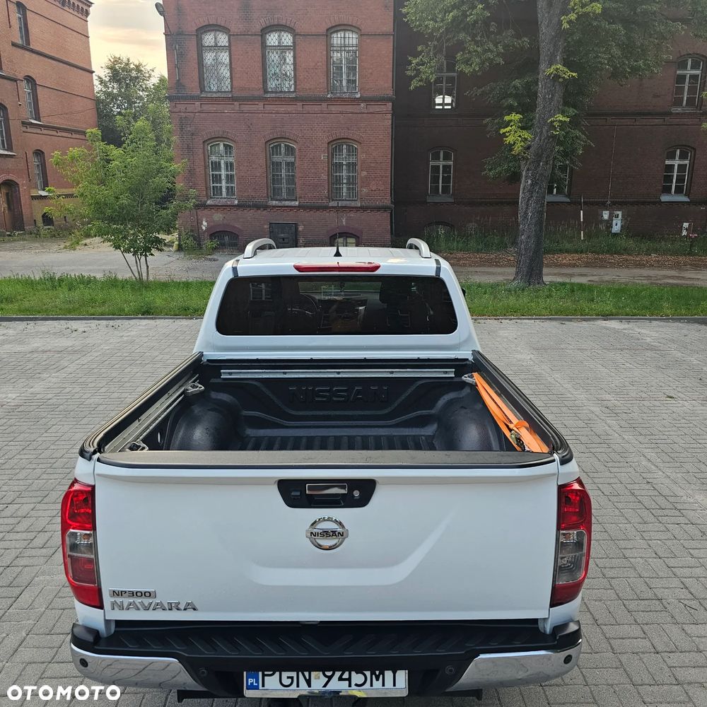 Nissan Navara 2.5 D LE Long EU5 - 8