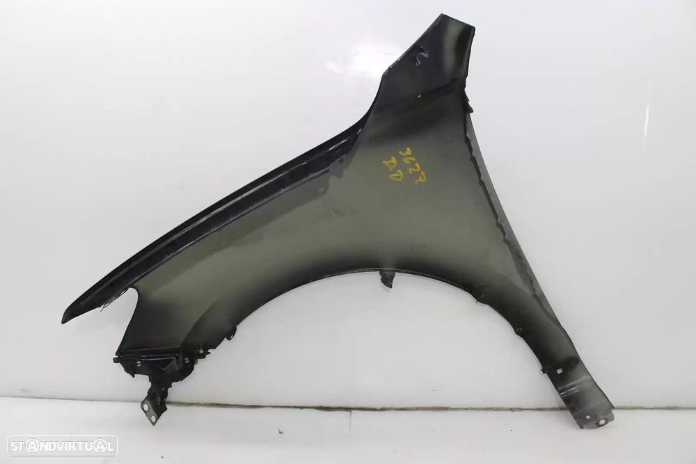 GUARDA-LAMAS FRONTAL DIREITO HYUNDAI SANTA FÉ II 2011 -NEGRO - 4