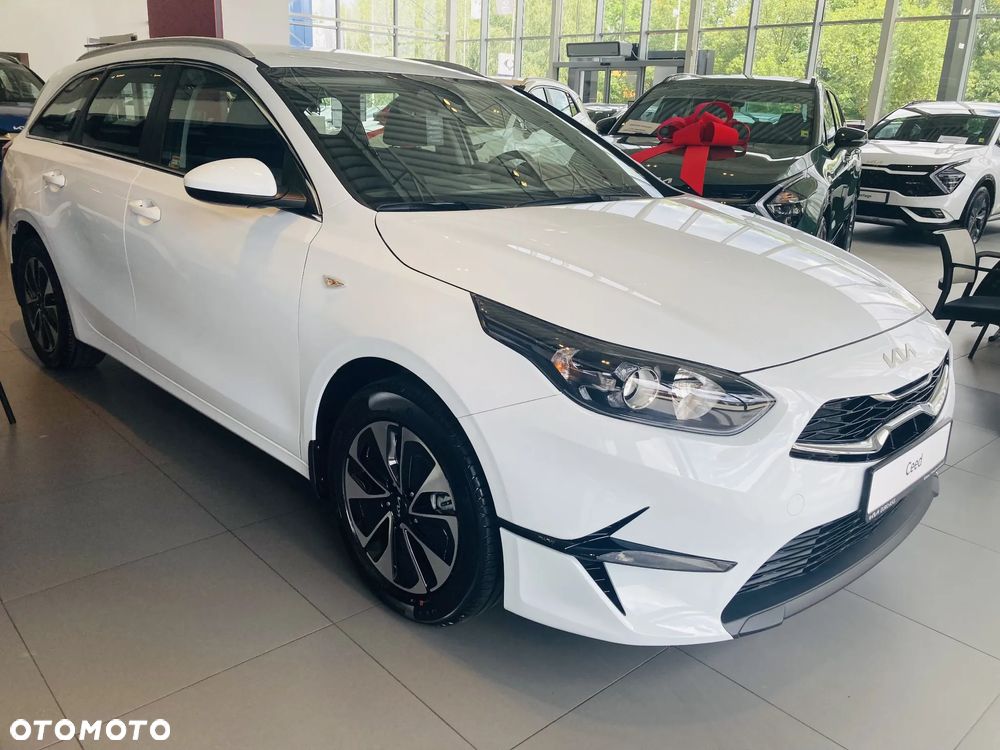 Kia Ceed 1.5 T-GDI M - 2