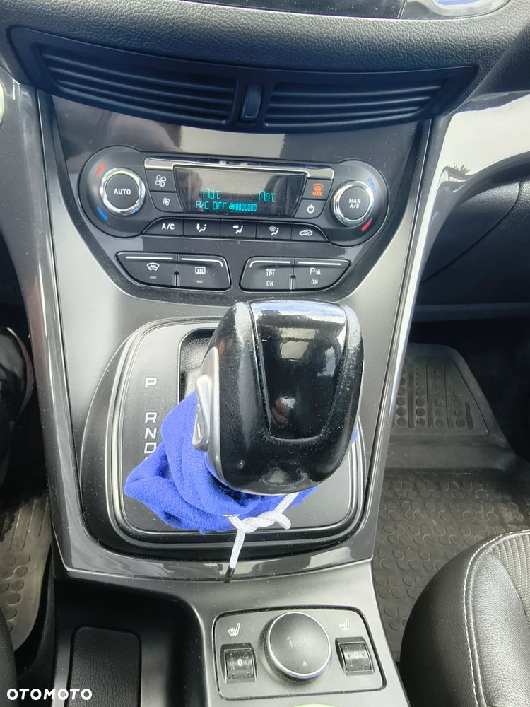 Ford Kuga - 22