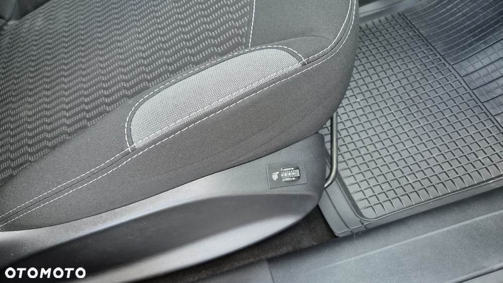 Peugeot 208 82 PureTech Style - 19