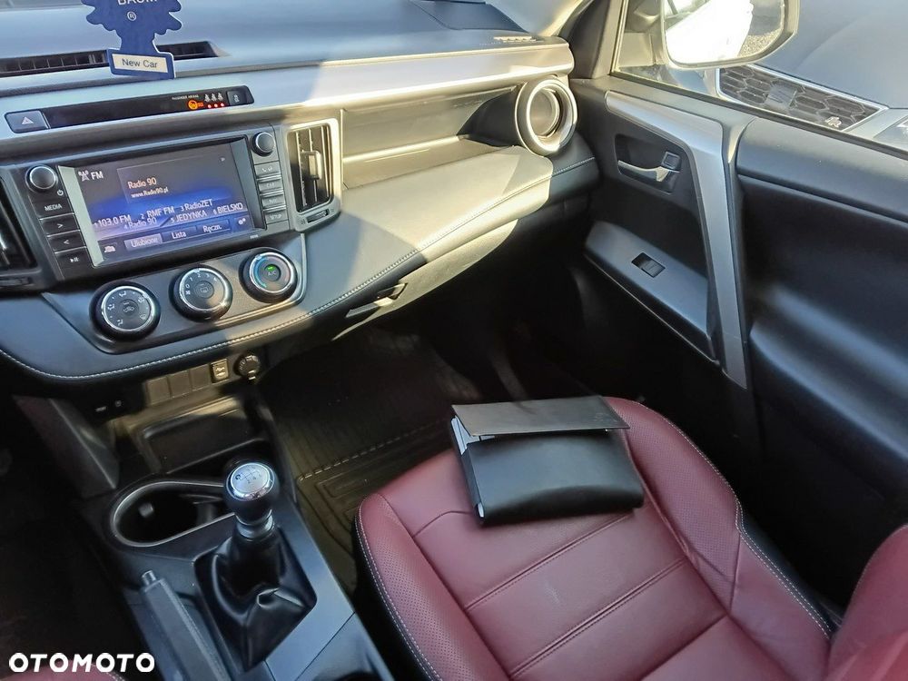 Toyota RAV4 - 15