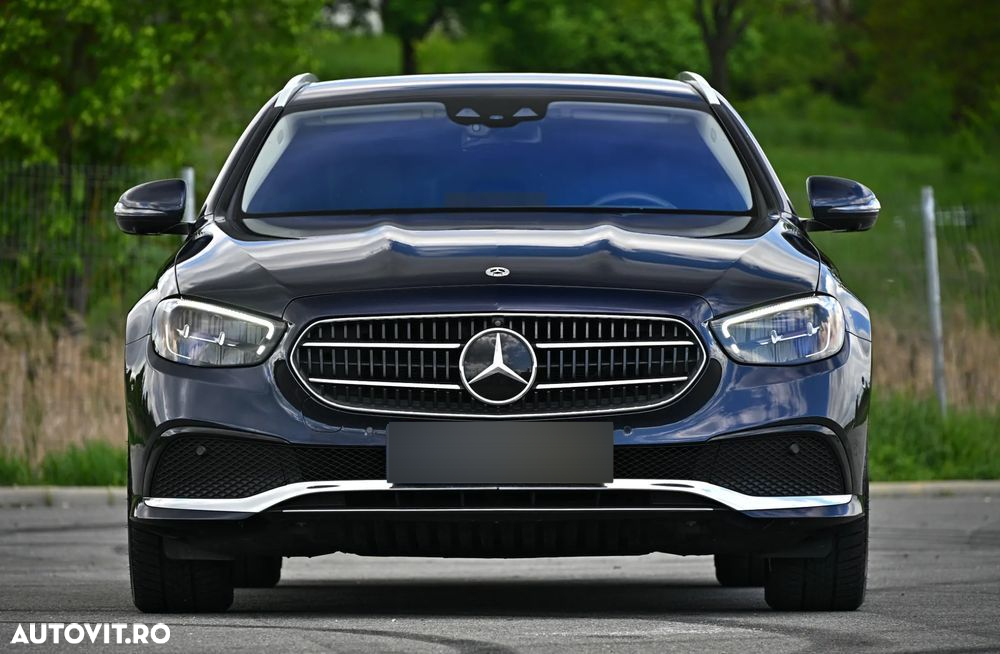Mercedes-Benz E 300 Hybrid de T-Modell 4MATIC Aut. - 5