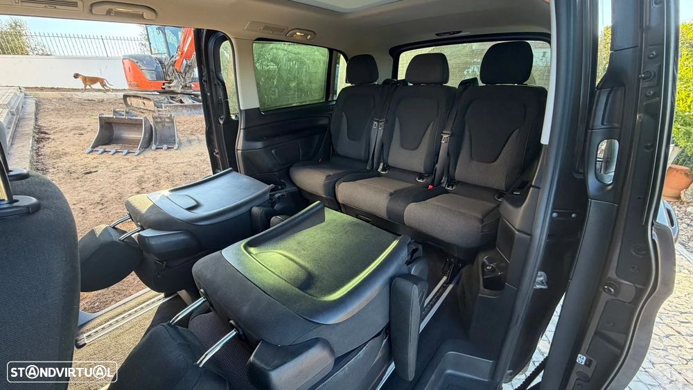 Mercedes-Benz V 220 d Longo Avantgarde Aut. - 30