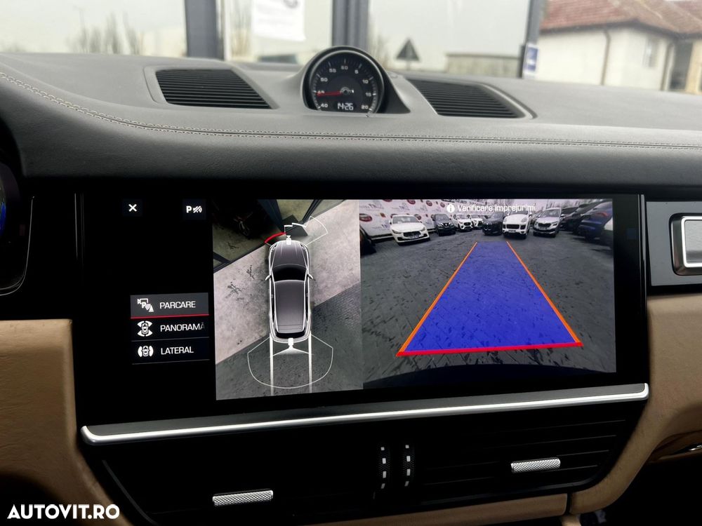 Porsche Cayenne Turbo - 22