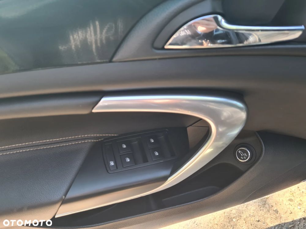 Opel Insignia - 13