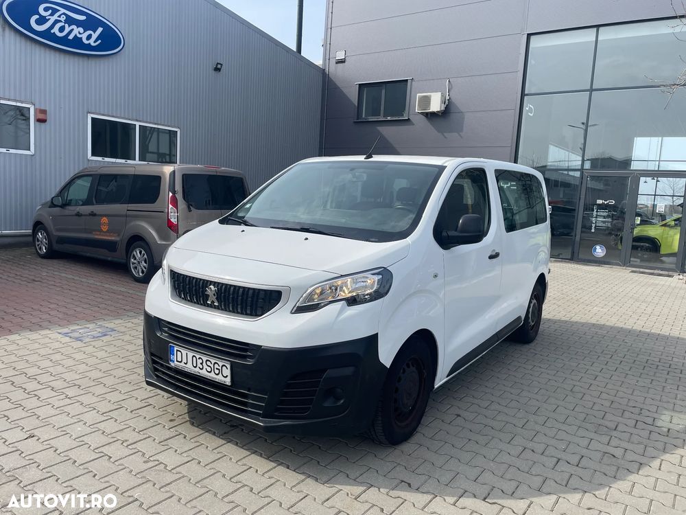 Peugeot Traveller - 2