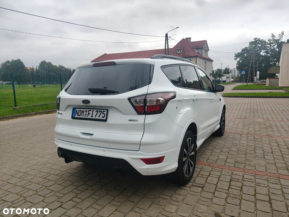 Ford Kuga 1.5 EcoBoost 2x4 ST-Line - 27