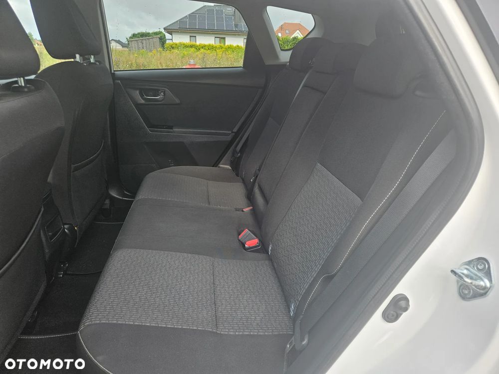 Toyota Auris 2.0 D-4D Comfort - 11