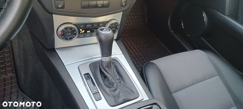 Mercedes-Benz Klasa C - 28