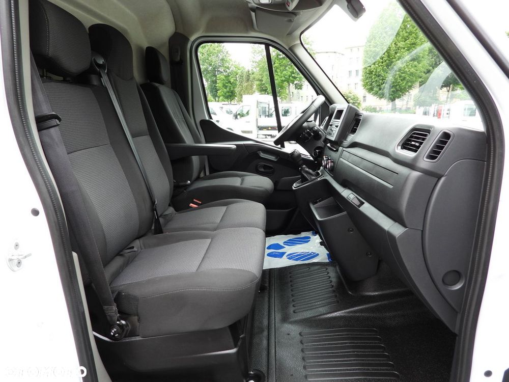 Renault MASTER  FURGON CHŁODNIA  -5*C TEMPOMAT NAWIGACJA LEDY KLIMATYZACJA  135KM - 38