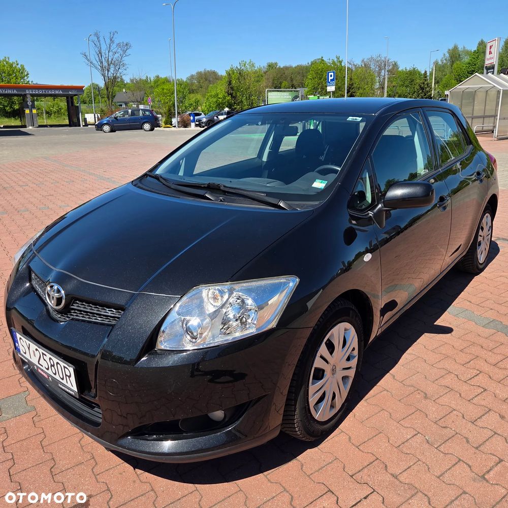 Toyota Auris 1.33 VVT-i Premium + - 22
